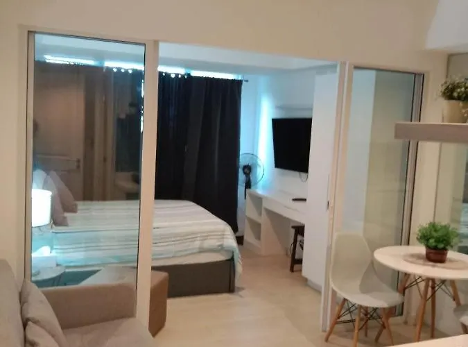 Azure Residences By Florendo Apartamento *